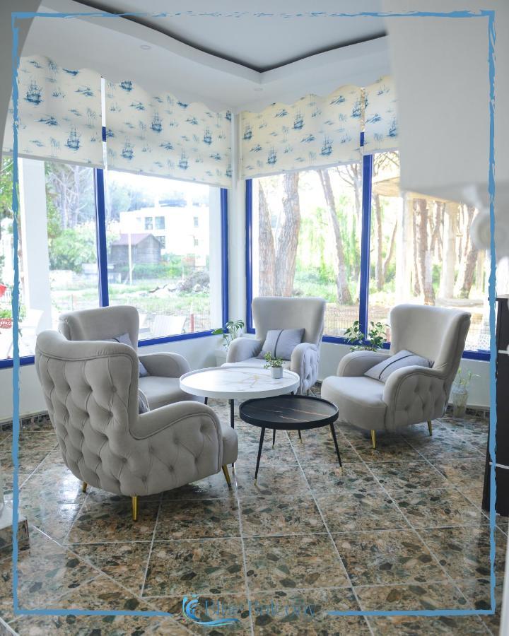 Blue Balcony 3*