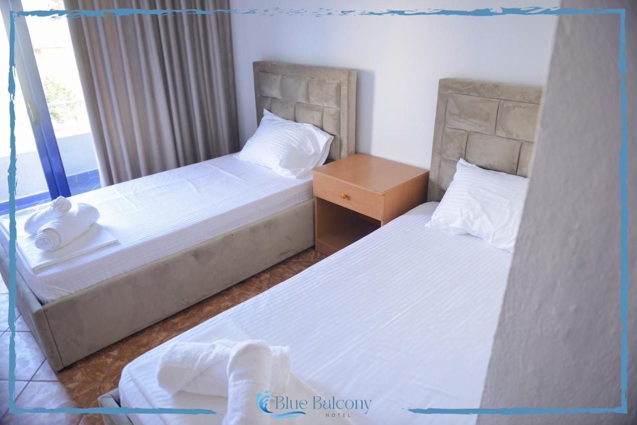 Blue Balcony 3*