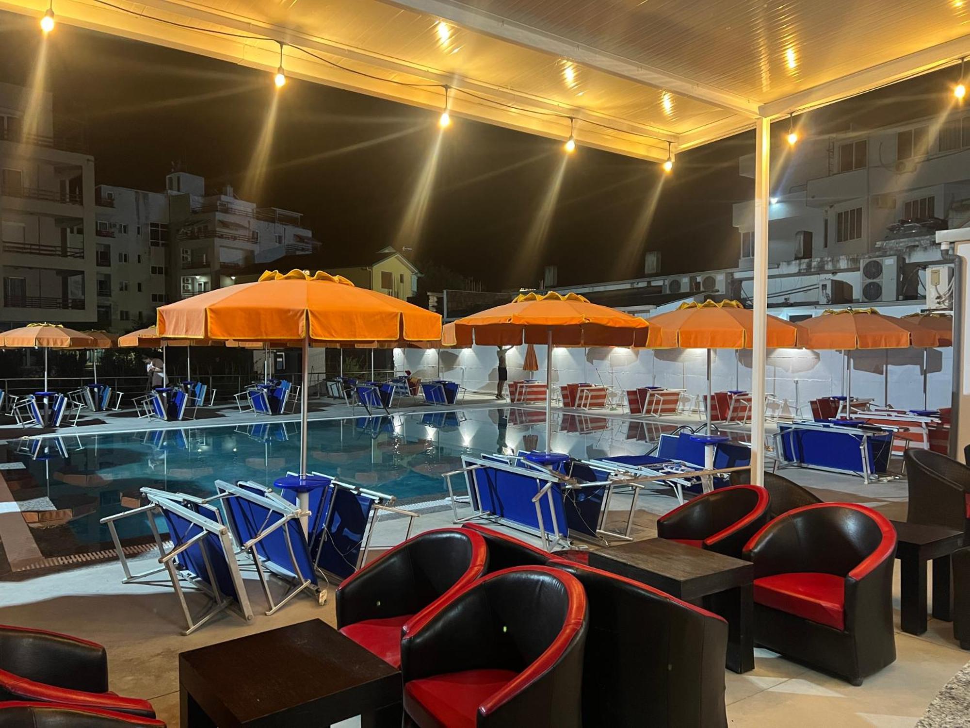 Blue Balcony Hotel Golem (Tirana)
