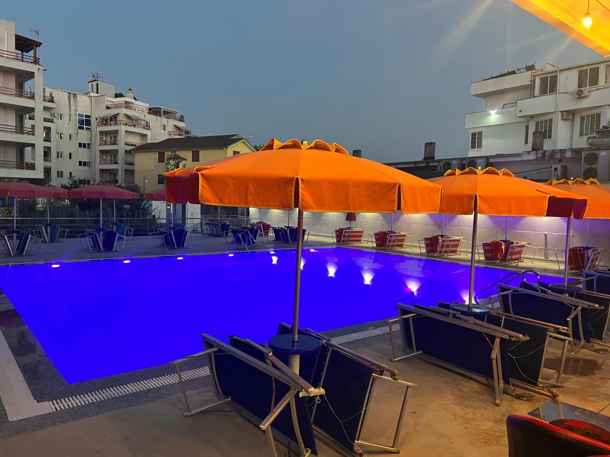 Blue Balcony 3*